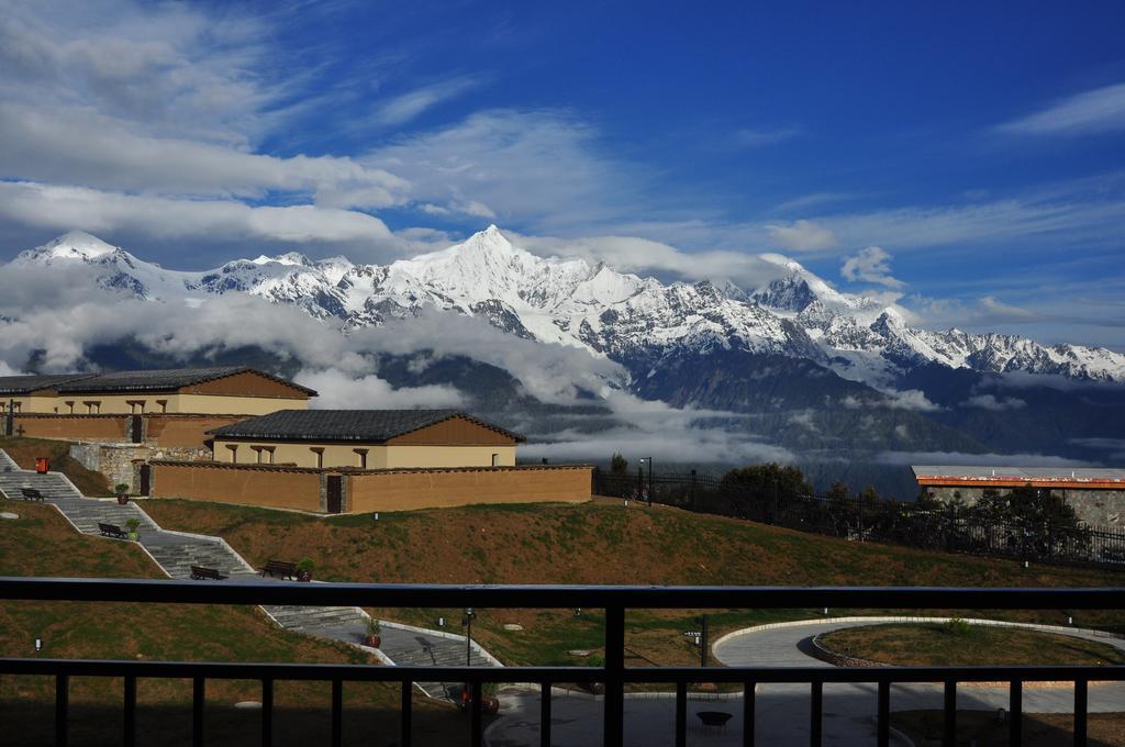 High Mountain Resort-Deqin Дечен Номер фото