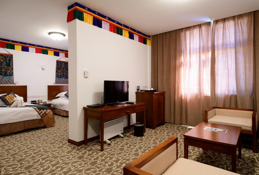 High Mountain Resort-Deqin Дечен Номер фото